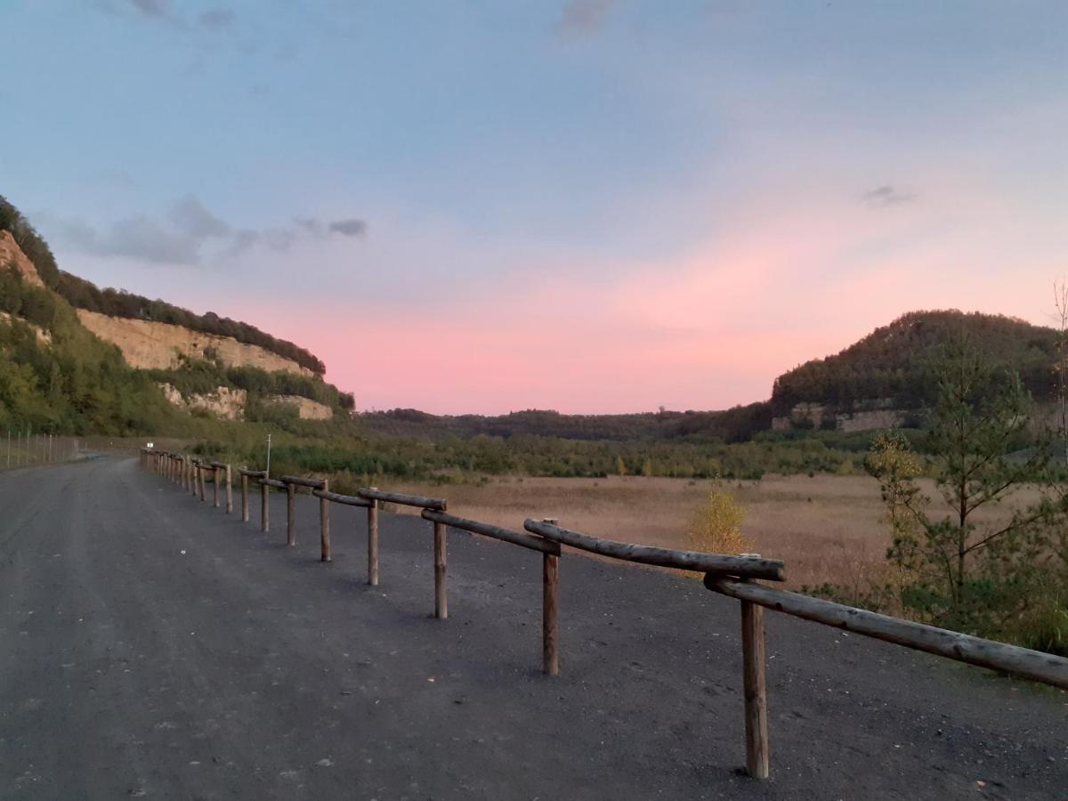 Un Spa Au Canyon Freyming-Merlebach Exteriör bild